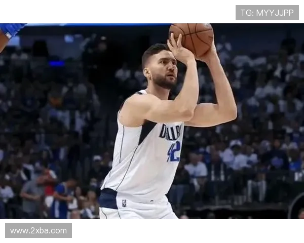 湖人替补表现惊艳肯纳德克勒贝尔压艾顿